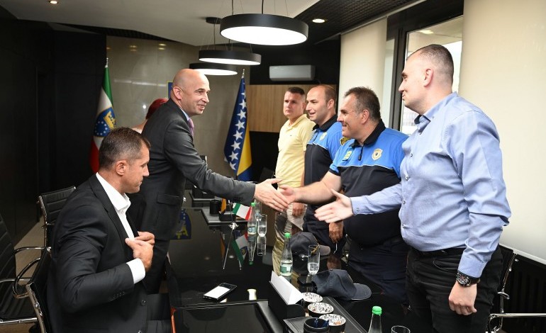 files/.tmb/np-policija-2.jpg