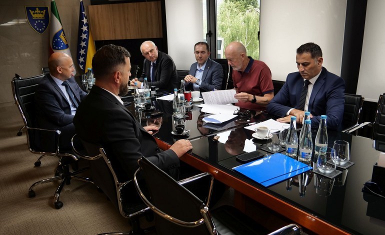 files/.tmb/ugovori-nacelnici-2108-3.jpg