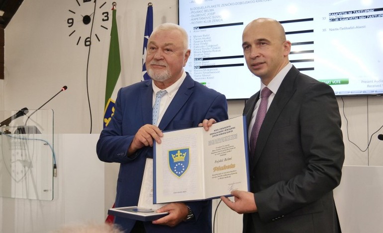 files/belma-pojskic-priznanje-dzevad-drino-.jpg
