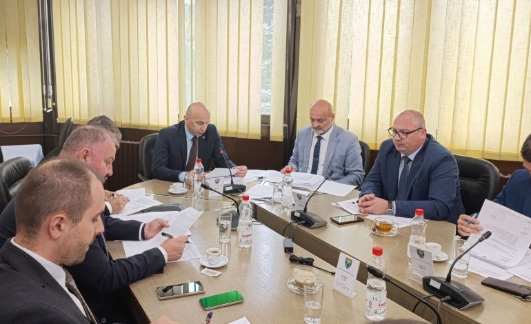 files/vlada-100.-sjednica-2.jpg